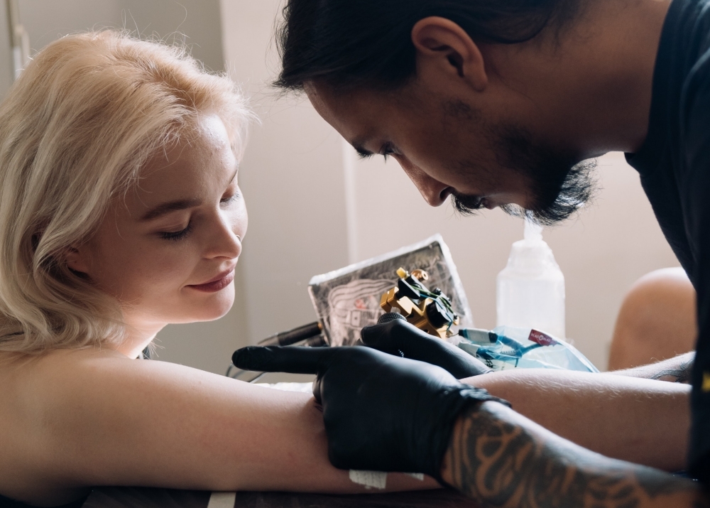 Чего нельзя делать после нанесения татуировки?