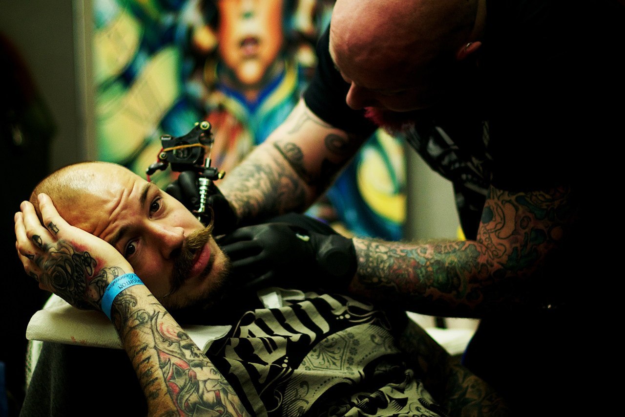 Татуировки в тату салоне